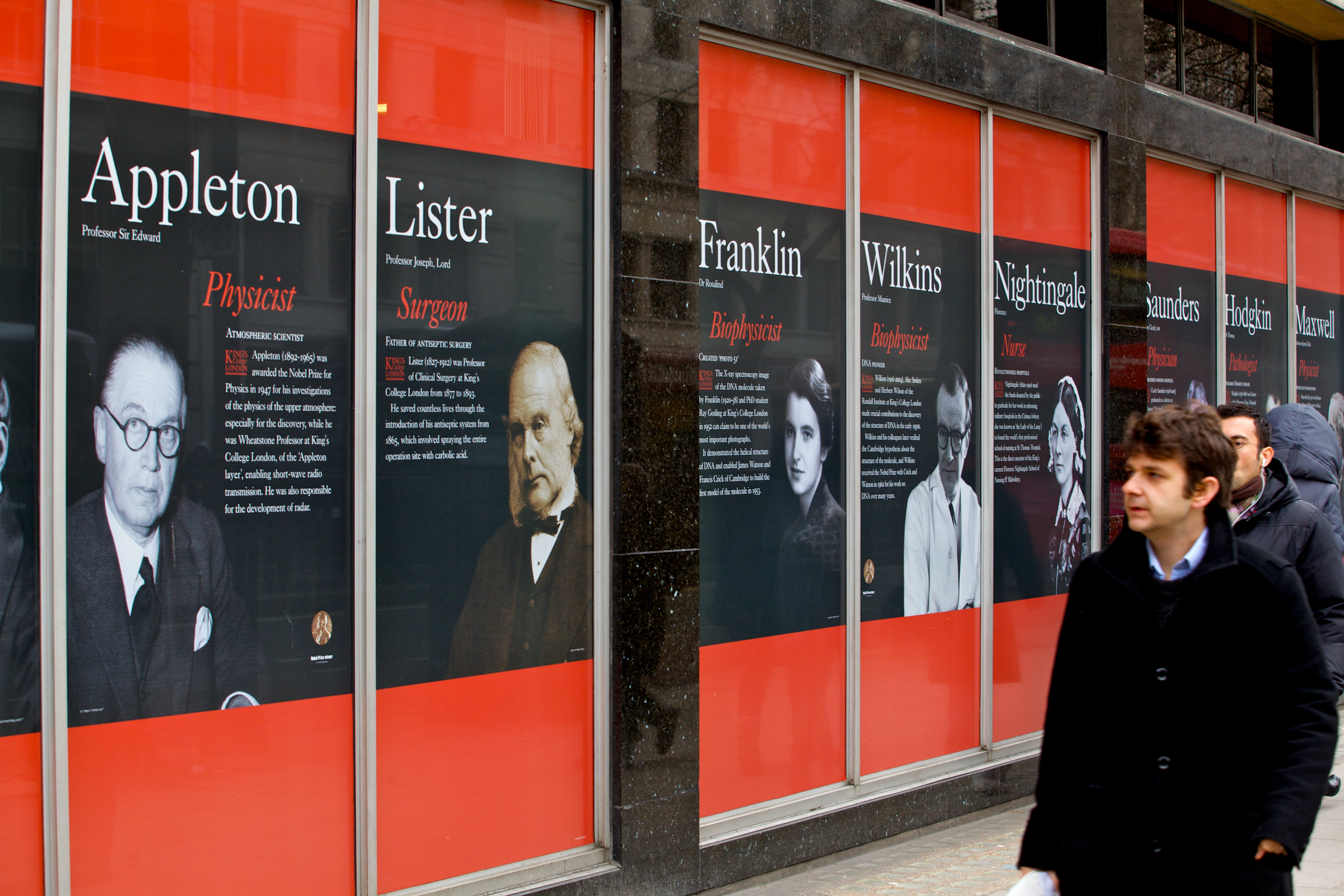 Image - Featured Image  - Contra Vision P6631 polymeer vinyl HD one way vision clear -  1